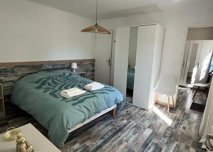 A 150m De La - Jolie Maisonnette Avec Jardin Et *